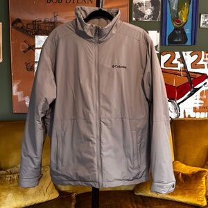 COLUMBIA: Fleece Lines Jacket in Excellent Condition